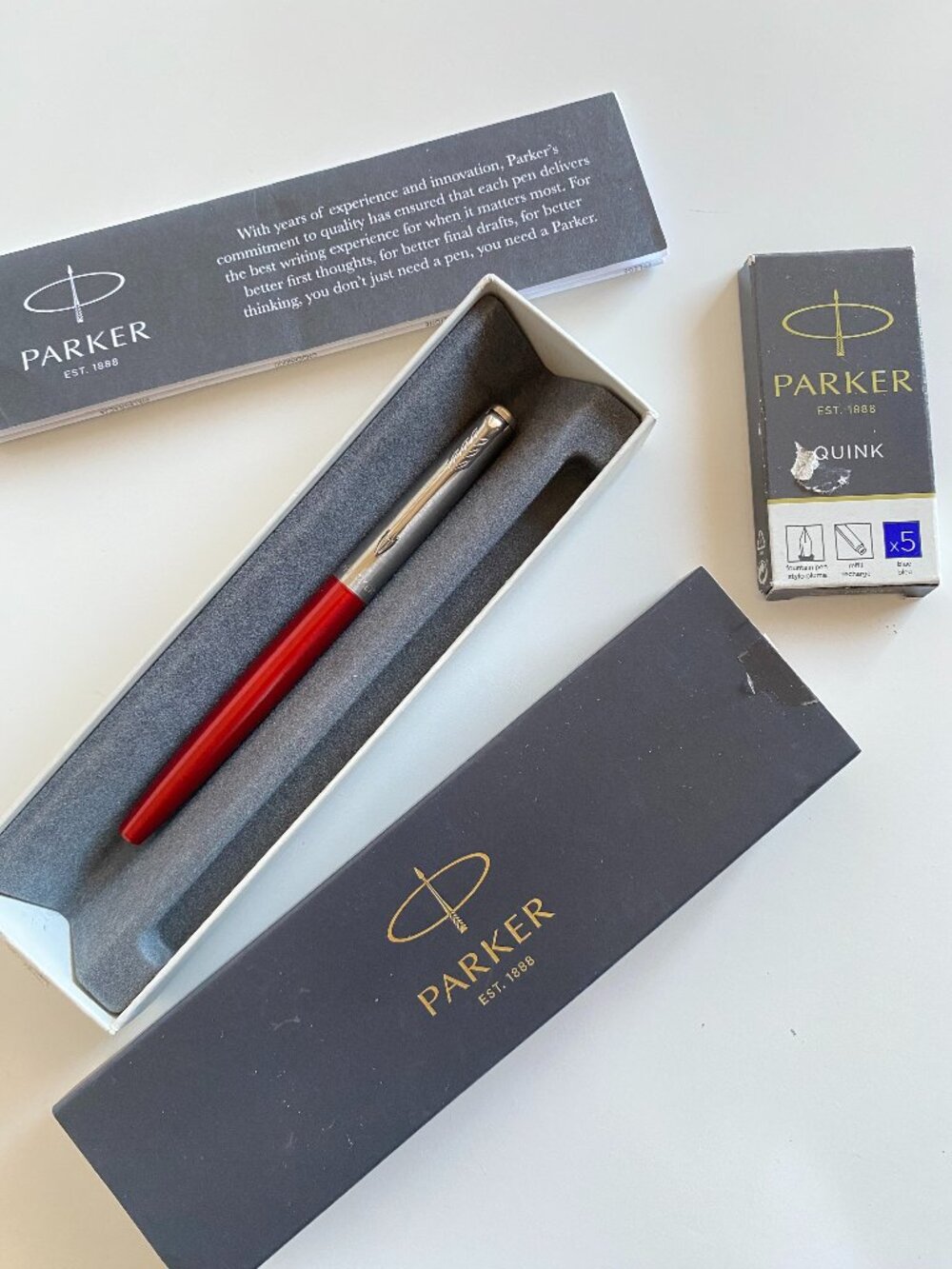 Parker Vector Red Fountain Pen France Silver Trim Box Quink Blue Refills Set